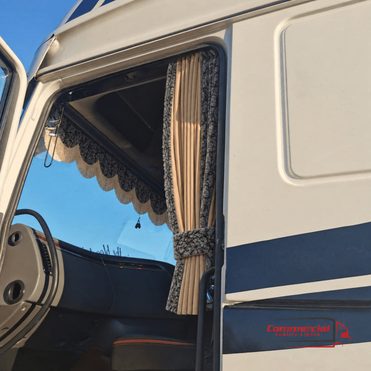 BoutiqueduRoutier™ | Ensemble de rideaux de camion en peluche danoise grise - beige