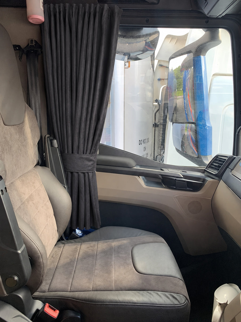 BoutiqueduRoutier™ | Jeu de rideaux de camion noir